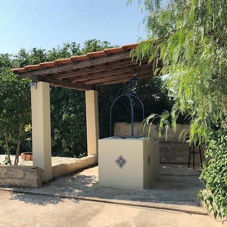 Pomelie Di Vendicari Villa